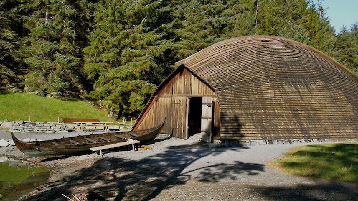 Avaldsnes Viking farm boathouse and harbour area